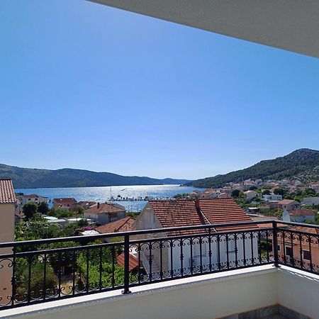 Villa Barbara & Zoran With Free Parking And Heated Swimming Pool 브랜지카 외부 사진