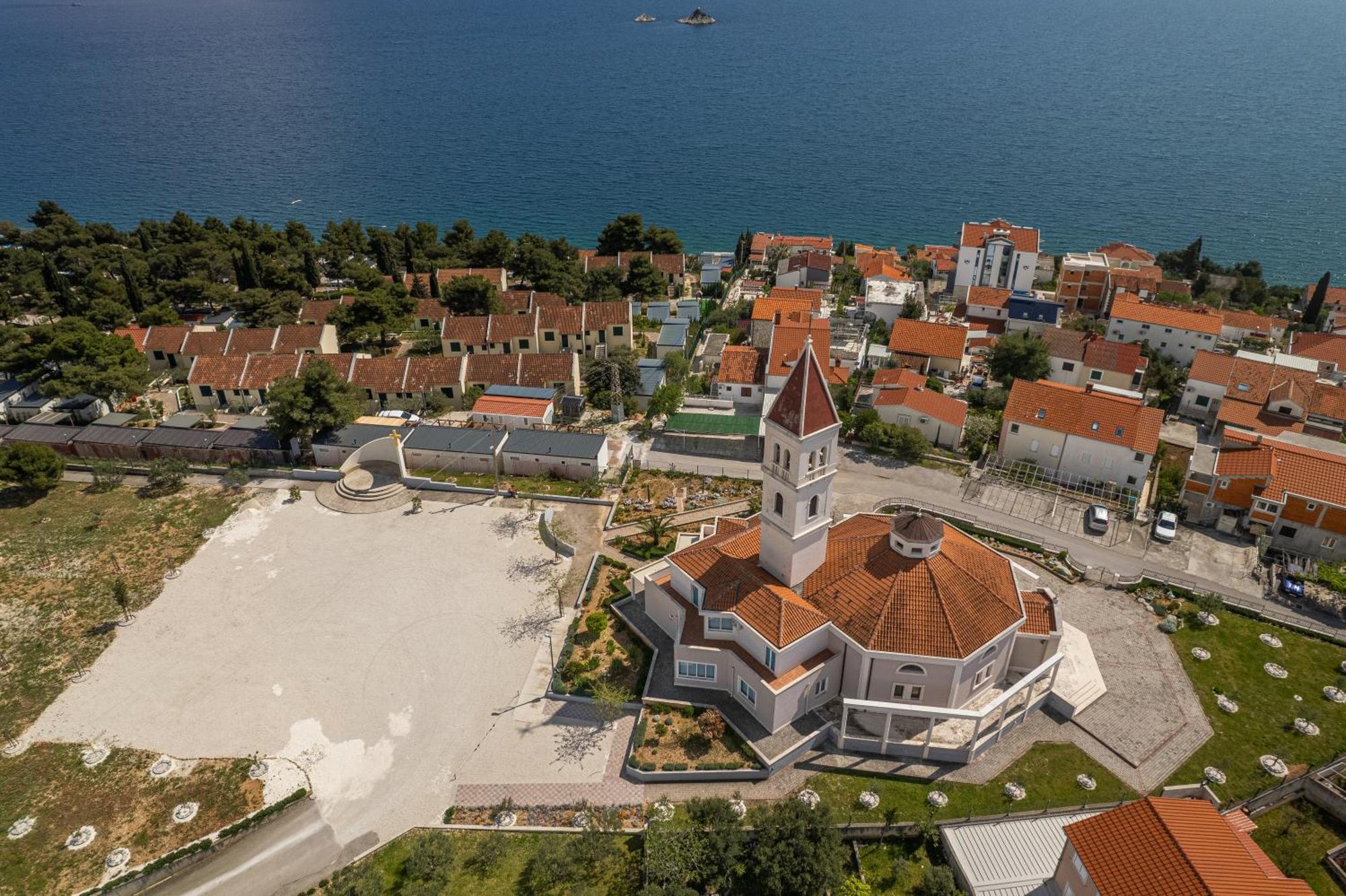Villa Barbara & Zoran With Free Parking And Heated Swimming Pool 브랜지카 외부 사진