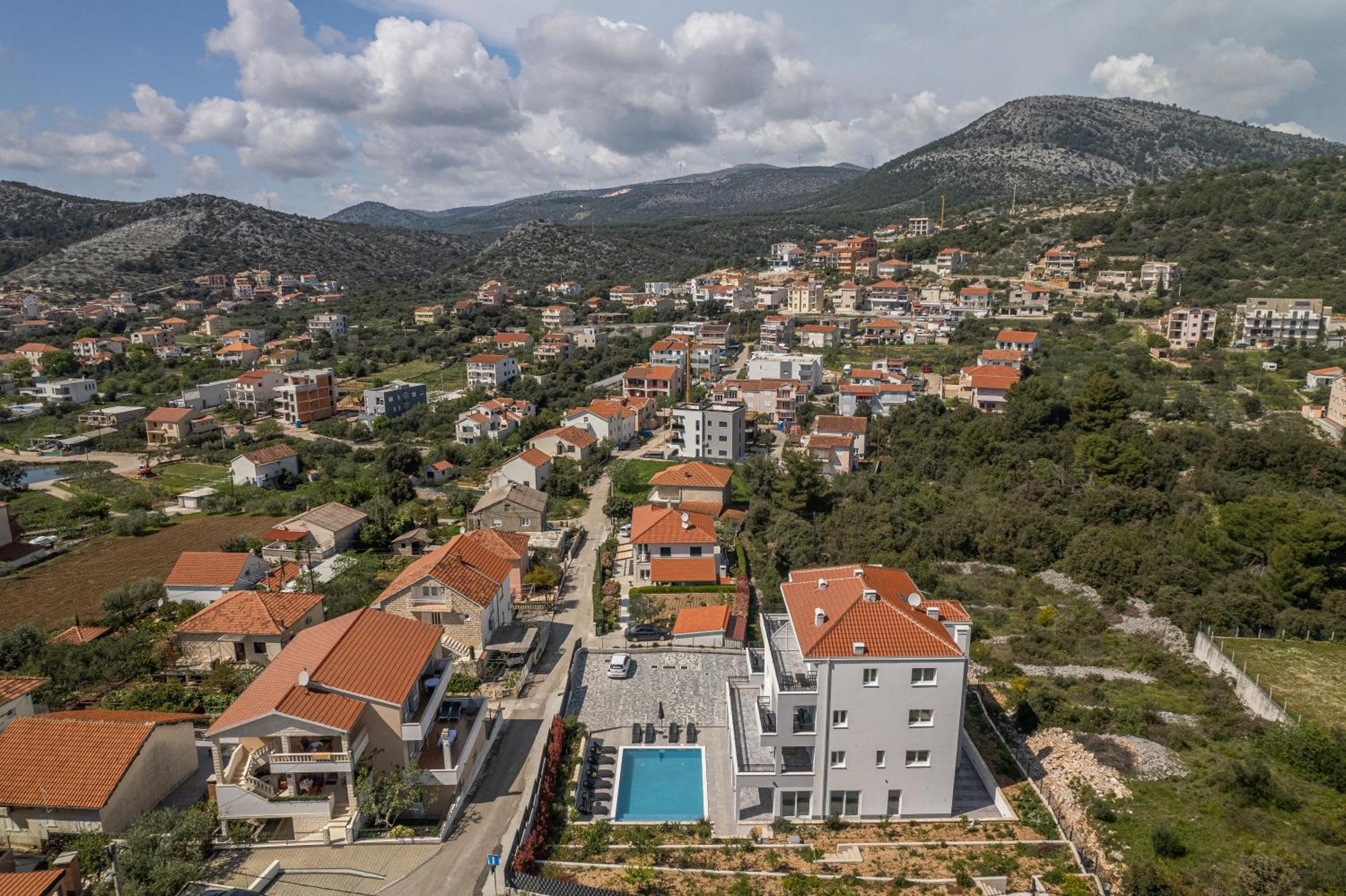 Villa Barbara & Zoran With Free Parking And Heated Swimming Pool 브랜지카 외부 사진