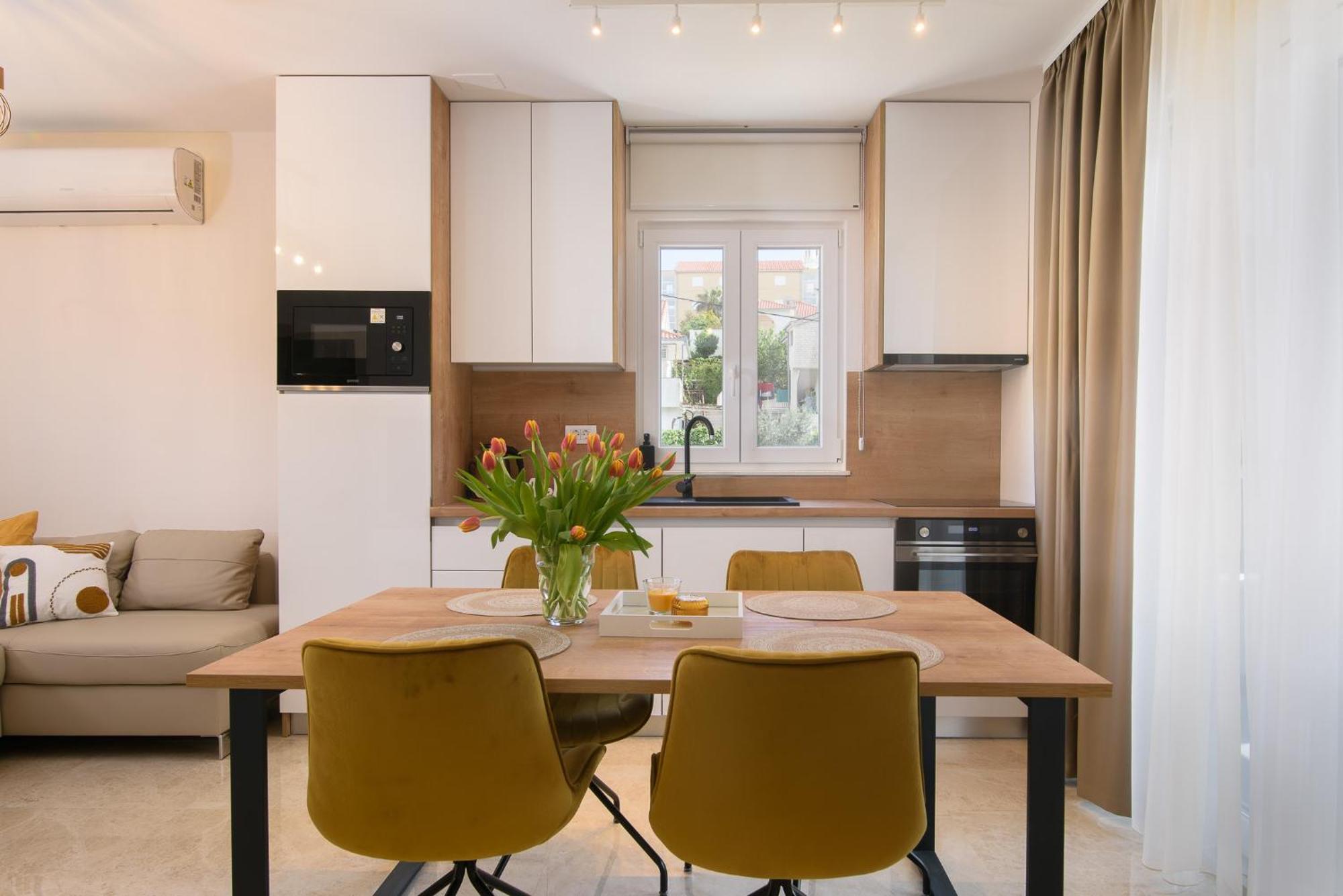 Villa Barbara & Zoran With Free Parking And Heated Swimming Pool 브랜지카 외부 사진