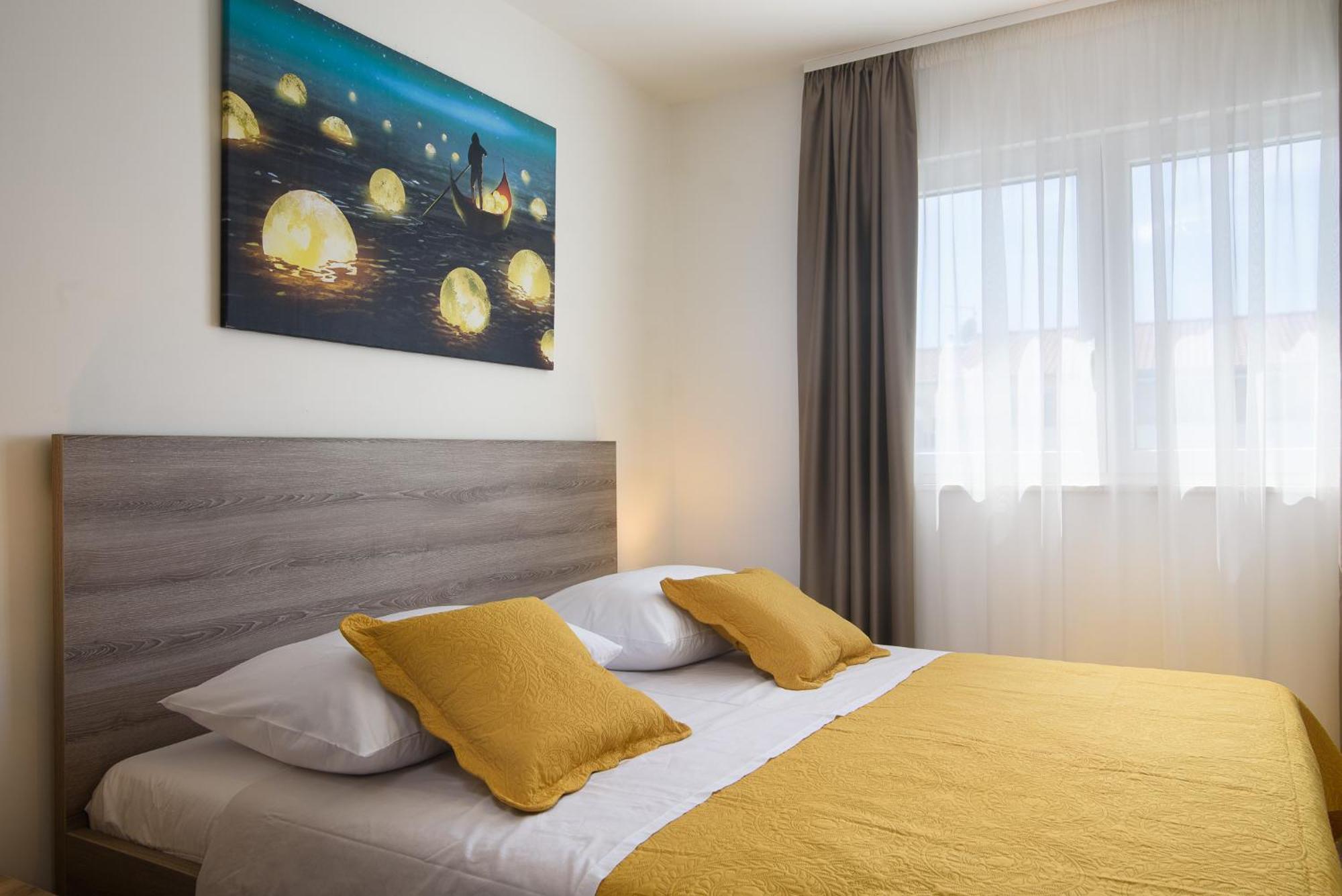 Villa Barbara & Zoran With Free Parking And Heated Swimming Pool 브랜지카 외부 사진