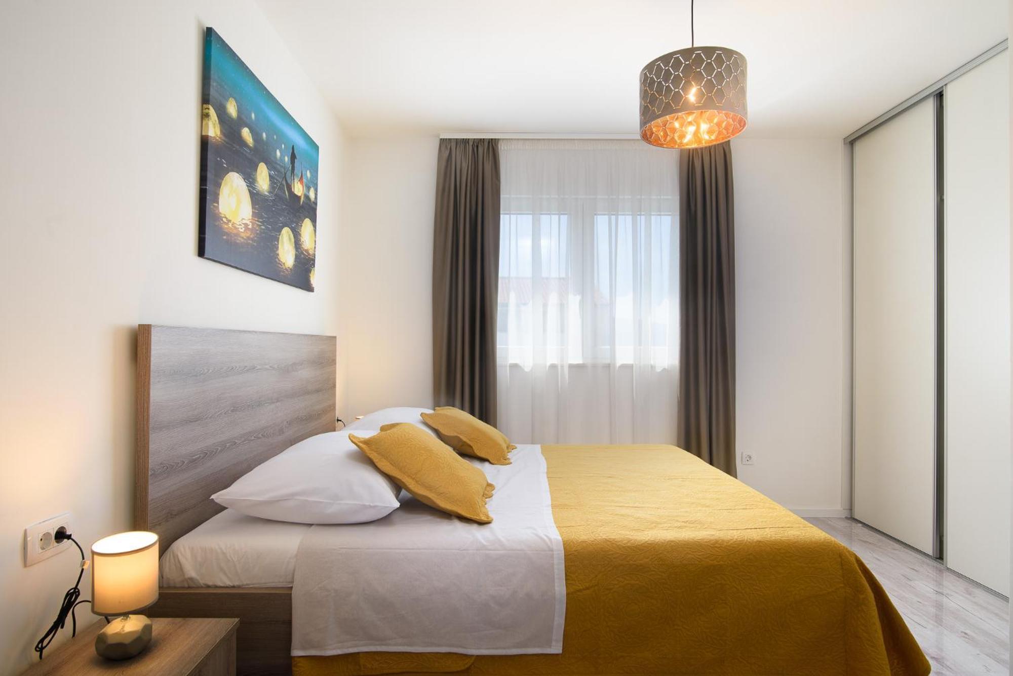 Villa Barbara & Zoran With Free Parking And Heated Swimming Pool 브랜지카 외부 사진