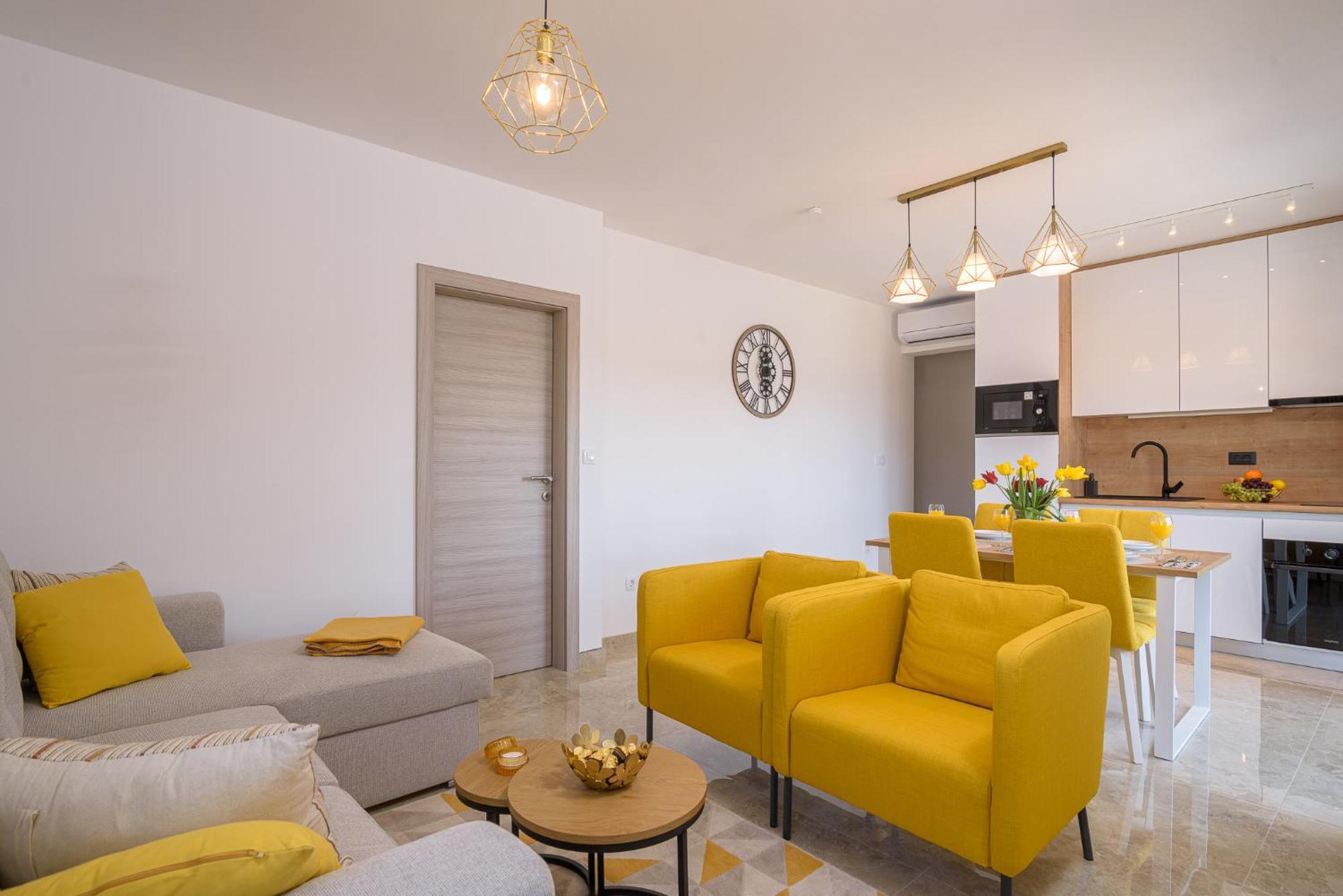 Villa Barbara & Zoran With Free Parking And Heated Swimming Pool 브랜지카 외부 사진