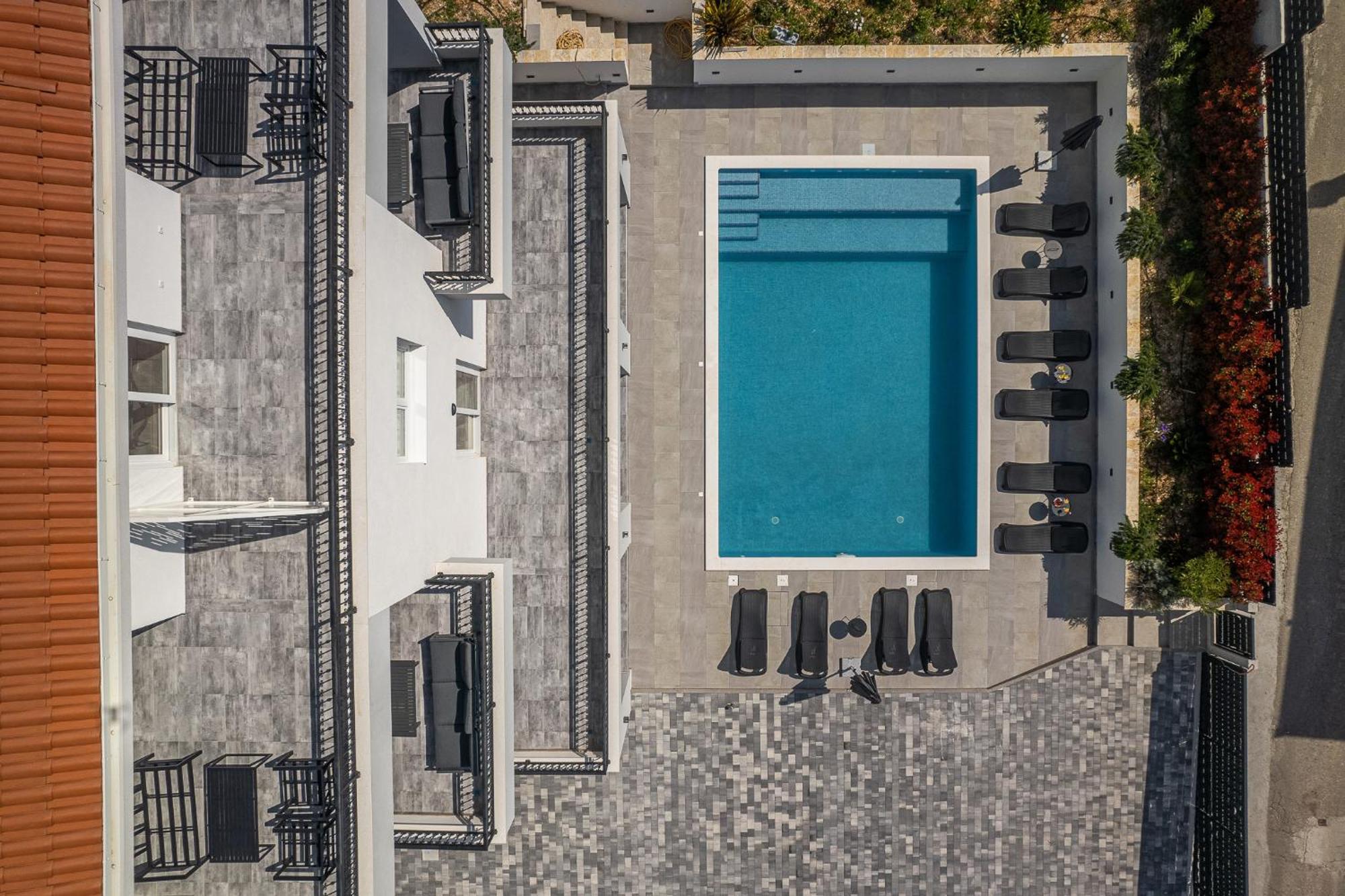 Villa Barbara & Zoran With Free Parking And Heated Swimming Pool 브랜지카 외부 사진