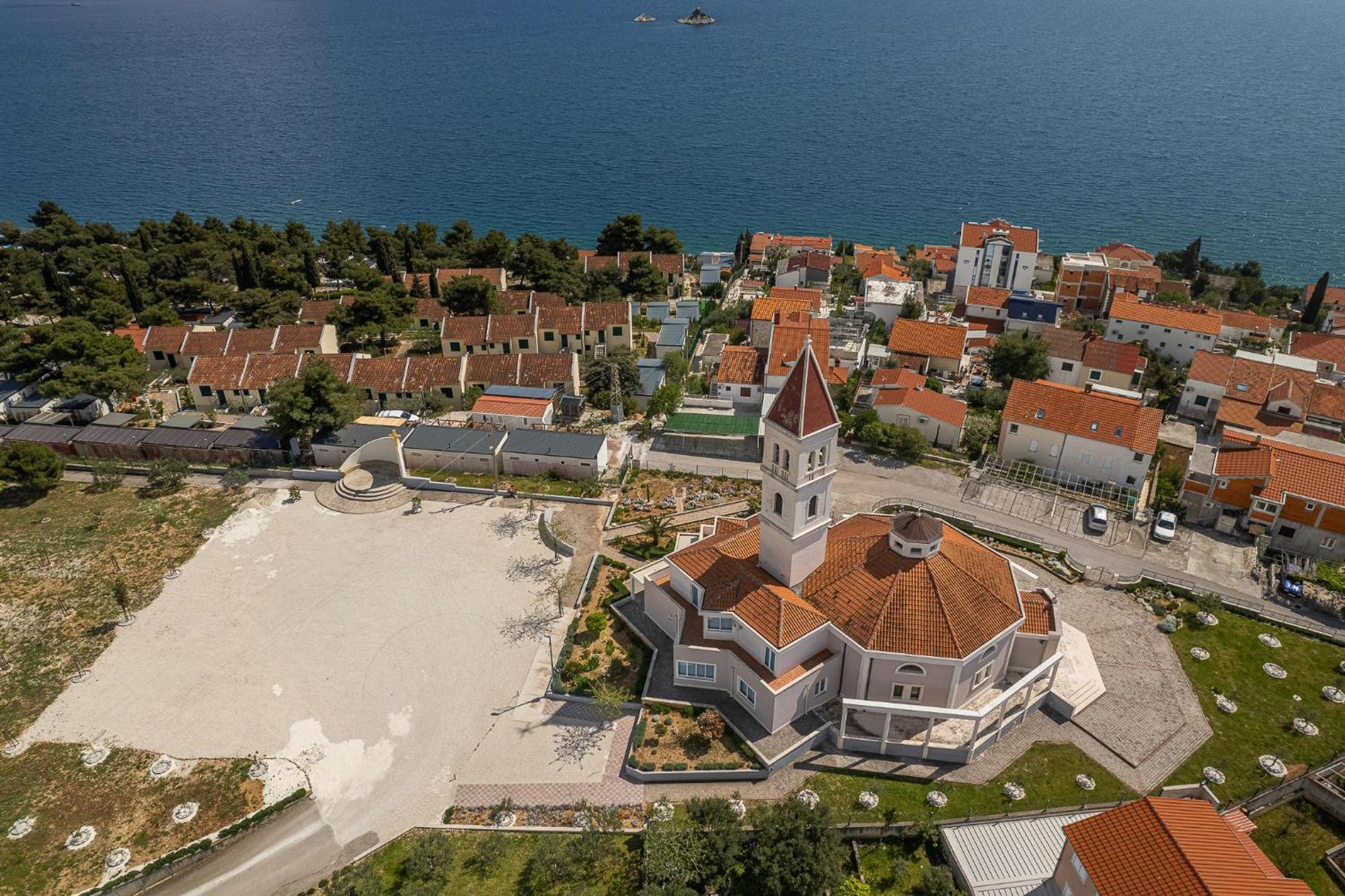 Villa Barbara & Zoran With Free Parking And Heated Swimming Pool 브랜지카 외부 사진