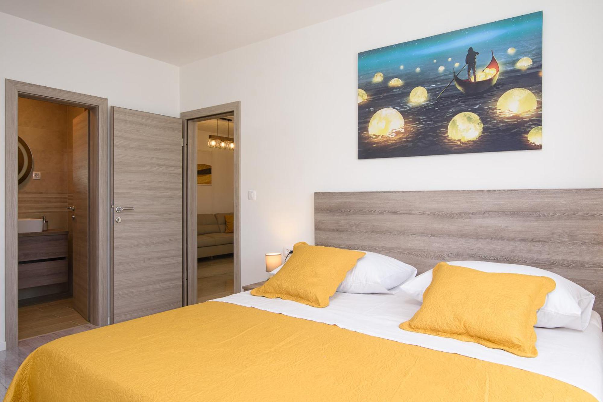 Villa Barbara & Zoran With Free Parking And Heated Swimming Pool 브랜지카 외부 사진