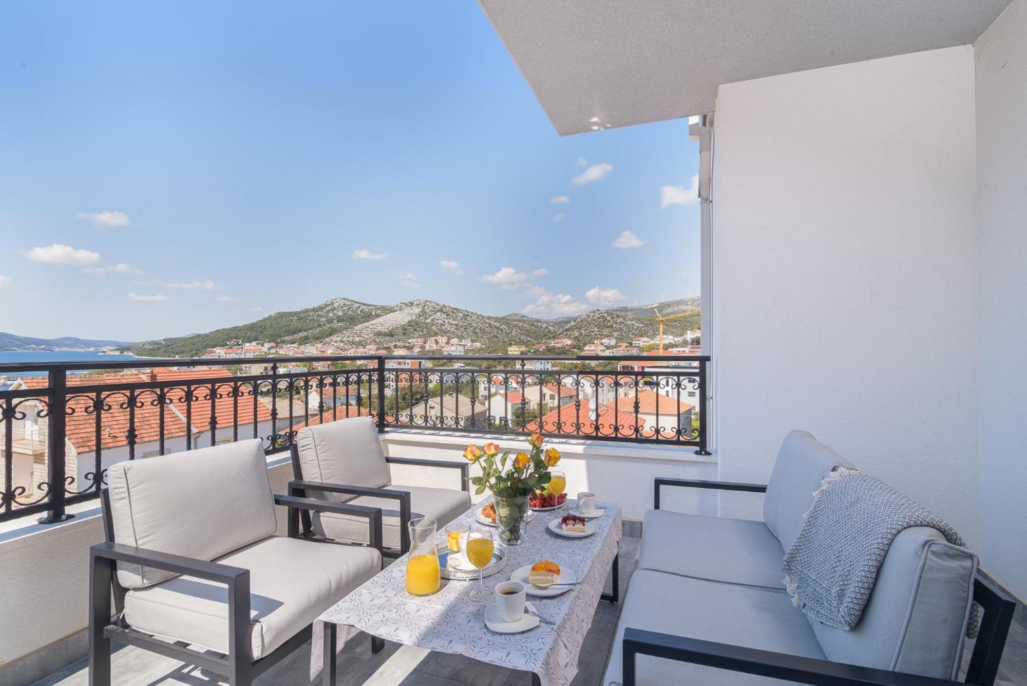 Villa Barbara & Zoran With Free Parking And Heated Swimming Pool 브랜지카 외부 사진